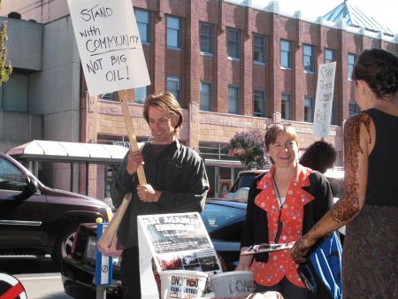 Pipeline activists gather outside Kinder Morgan office