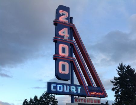 2400 Motel and Jericho Hostel