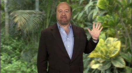 Hernando de Soto on Peruvian TV - Image by Roberto Bustamante CC2.0