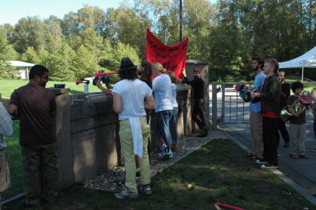 Demonstrators of all ages make noise for detained women and children