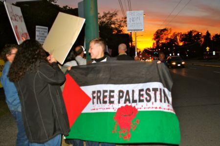 Israeli Foreign Minister met by Protest in Vancouver