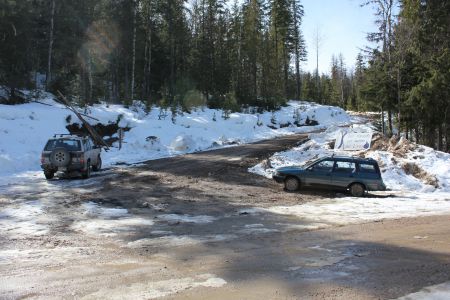 Remenants of the road blockade. Photo: Tami Starlight