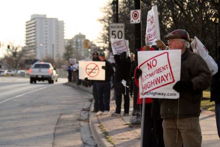 Protest against Niagra to Toronto freeway - Photo courtesy nohighway.blog.com