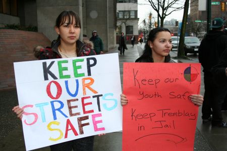 Aboriginal youth and women rally at bail hearing of sex offender Martin Tremblay. Photo: Sandra Cuffe