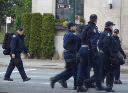 More PSU cops were deployed as the protest marched south on Main Street. They were transported by Sprinter vans acquired for the 2010 Olympics. More PSU cops were deployed as the protest marched south on Main Street. They were transported by Sprinter vans acquired for the 2010 Olympics.