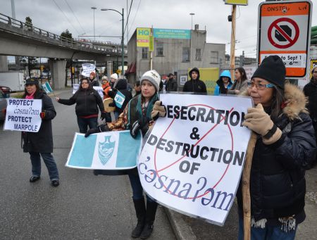 Protest at 1338 SW Marine Dr