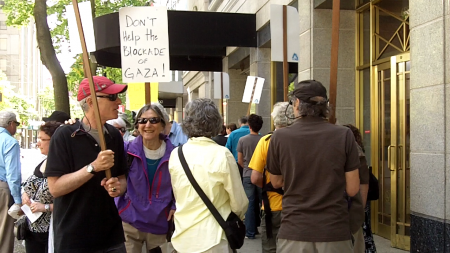 Pro-Palestinian activists picket outside Greek consulate