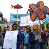 Thousands march against Kinder Morgan 