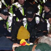 De-arrest at police line 