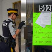 Cops stymied - demoviction protesters demand talks with Burnaby Mayor