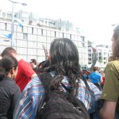 The first confrontation with police and private security at the gates