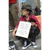 Fish farm foes demand province-wide shutdown 