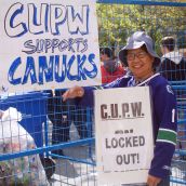 Postal workers locked out as back-to-work legislation approaches
