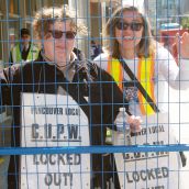 Postal workers locked out as back-to-work legislation approaches