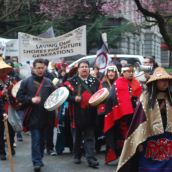 Hundreds Rally Against Enbridge Oil