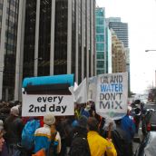 Hundreds Rally Against Enbridge Oil