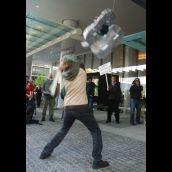 G8 piñata smash