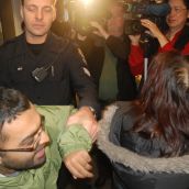 Vancouver police brought in to push out protesters  