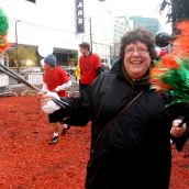 MP Libby Davies - cheerleader